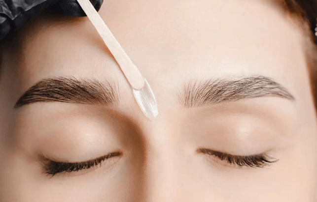 Why Eyebrow Waxing Is the Key to Flawless, Well-Defined Brows